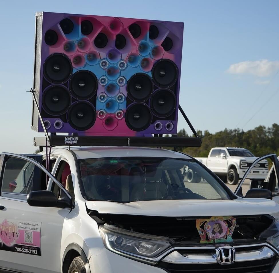 Image #2 from La Lolli 🍭 CRV